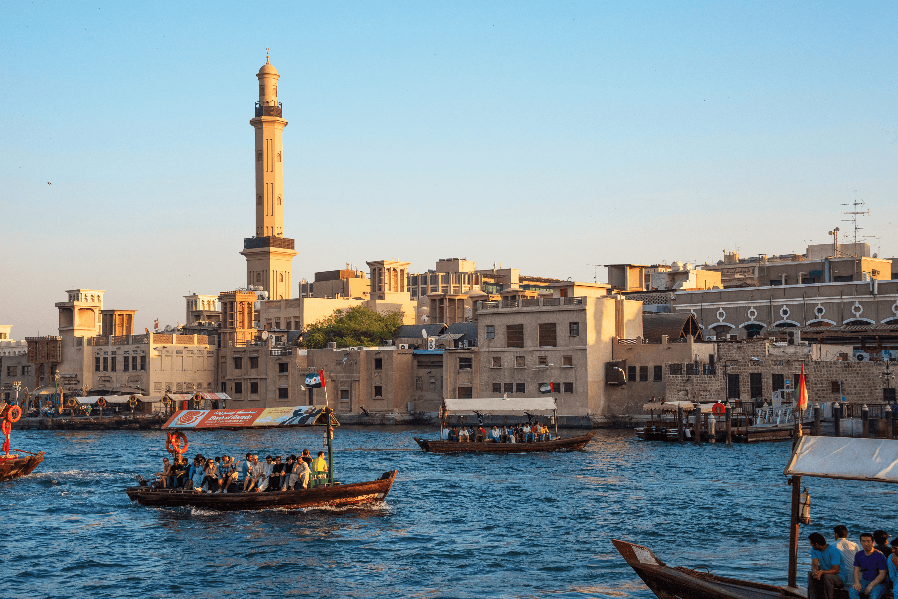 image 322 Khám Phá 5 Điều Về Tháp Dubai Creek: Biểu Tượng Tương Lai Nơi Lịch Sử Giao Thoa