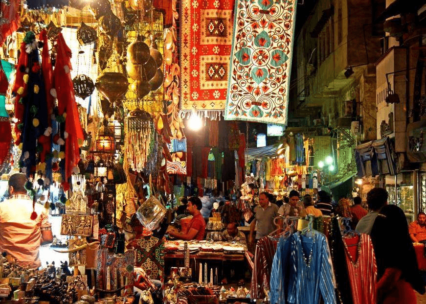 Trang Phục và Khăn Choàng Dệt Tay Ai Cập